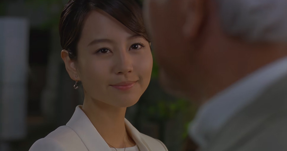 堀北真希扮演的唐泽雪穗