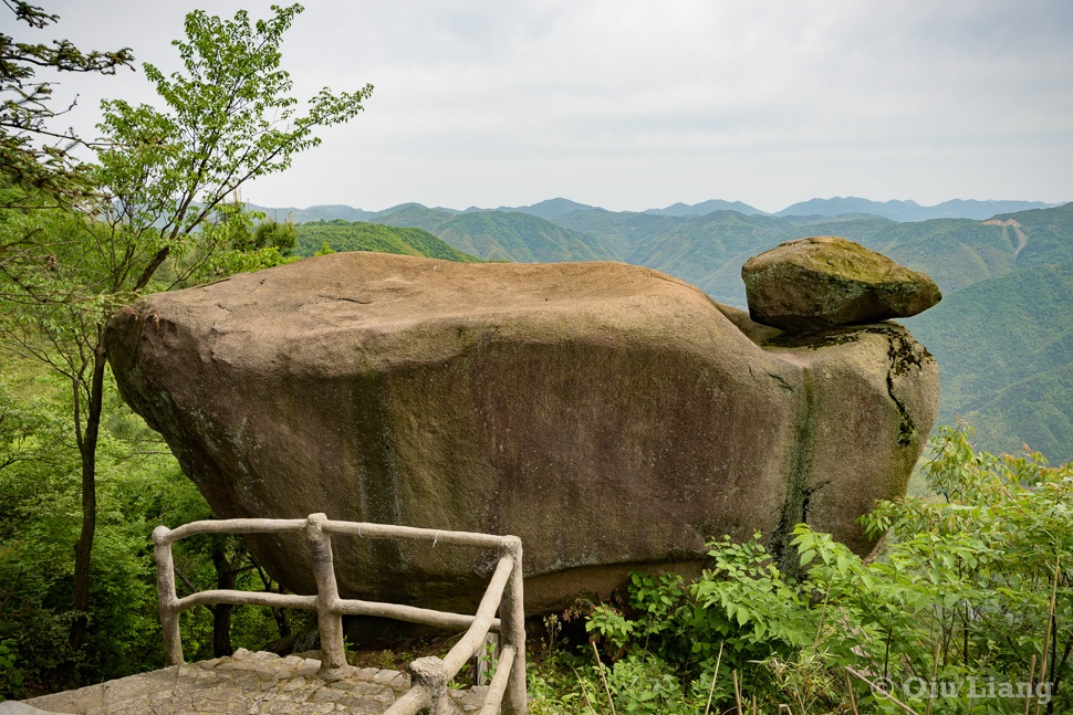 四明山鹁鸪岩